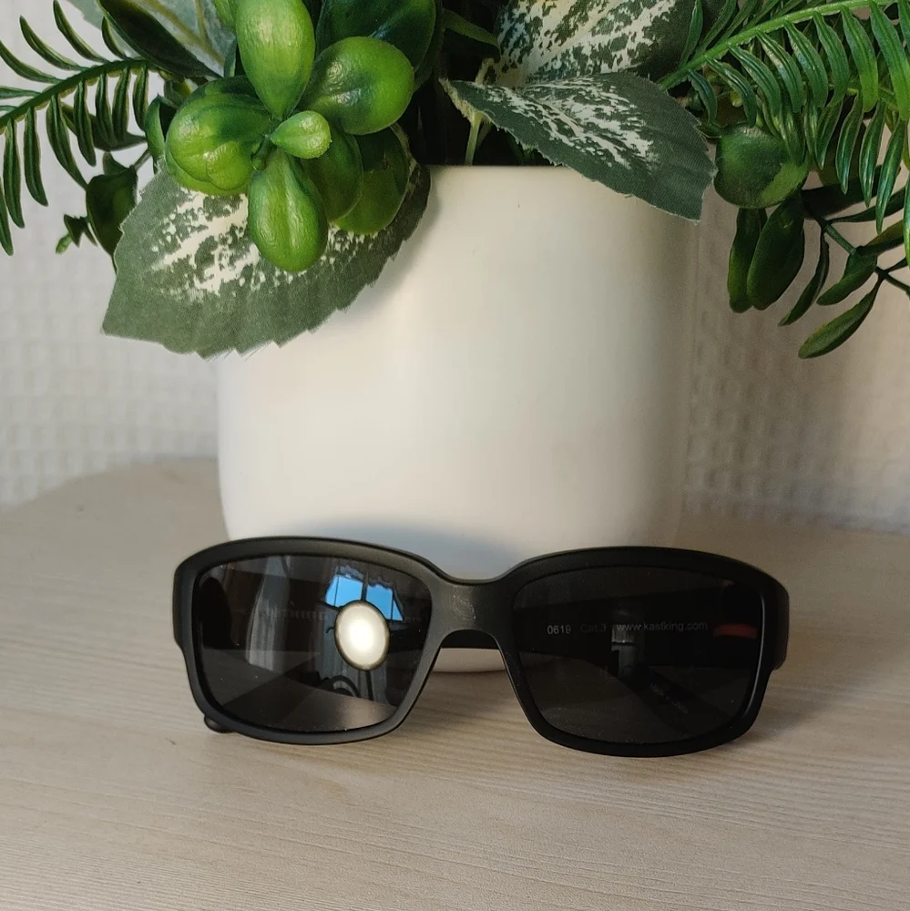 Kastking Skidway KSGPLNSK-MBS 0619 Cat.3 Men & Women's Black Sunglasses w/Case